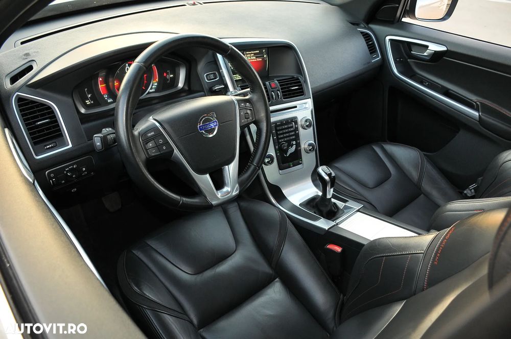 Volvo XC 60 D3 Ocean Race - 9