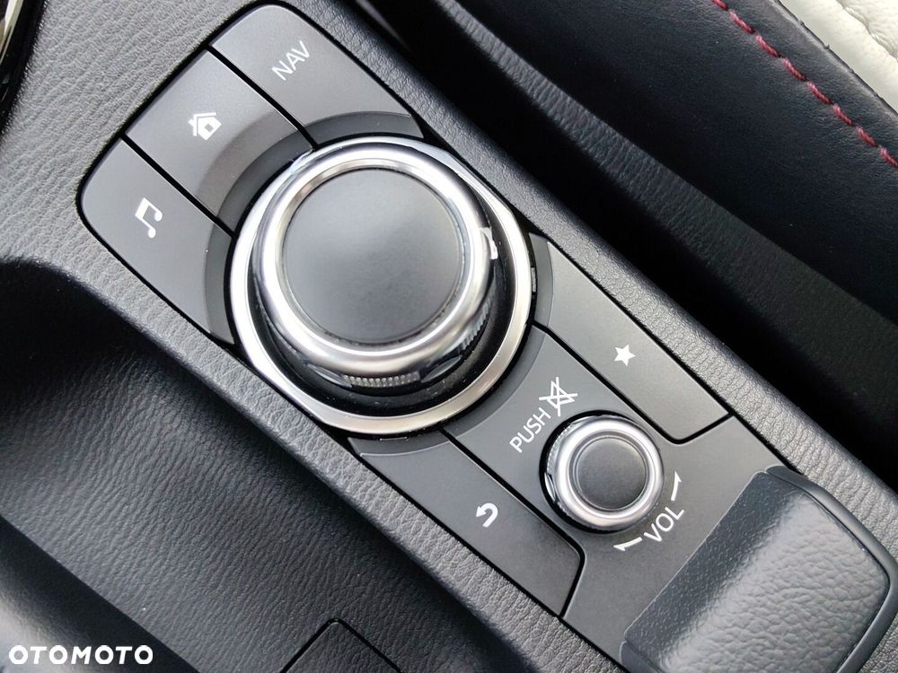 Mazda CX-3 2.0 Takumi - 24