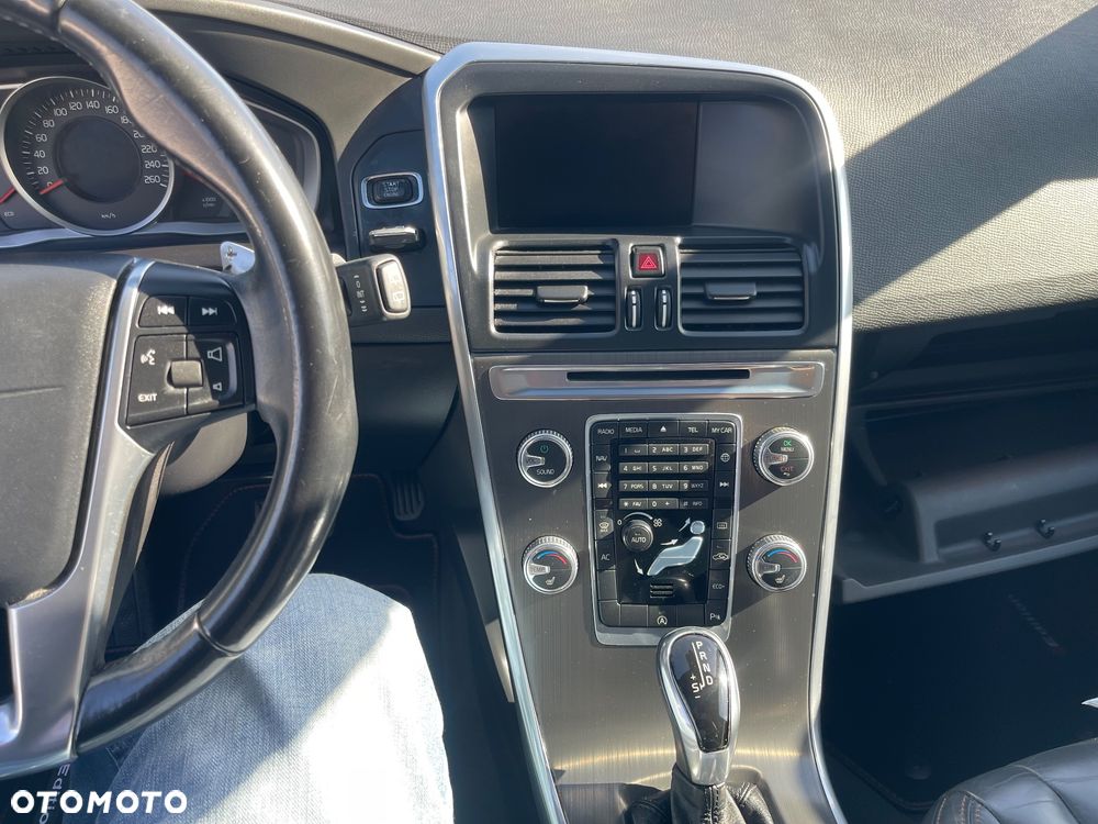 Volvo XC 60 - 21