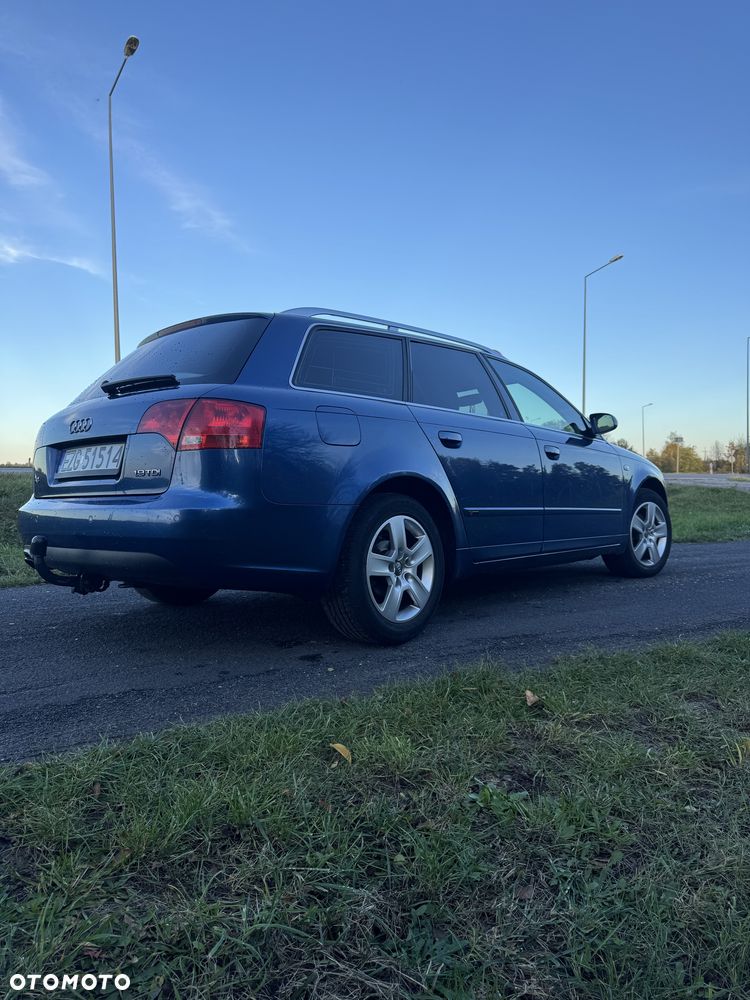 Audi A4 Avant - 4