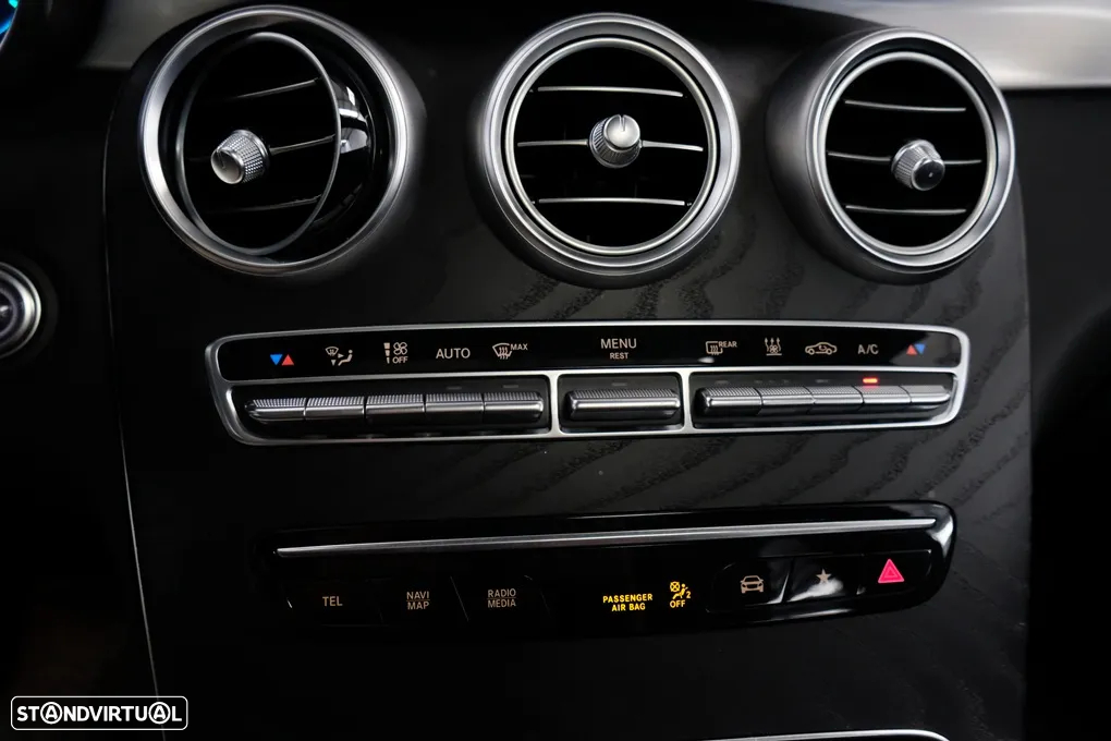 Mercedes-Benz GLC 300 de Coupé 4Matic - 27