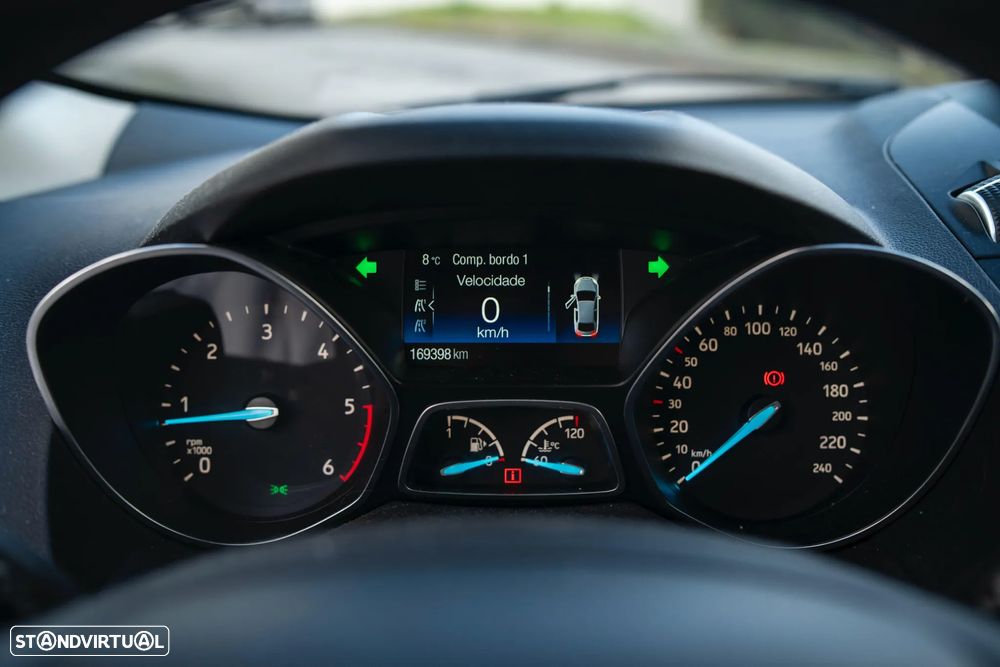 Ford Kuga 1.5 TDCi ST-Line - 12