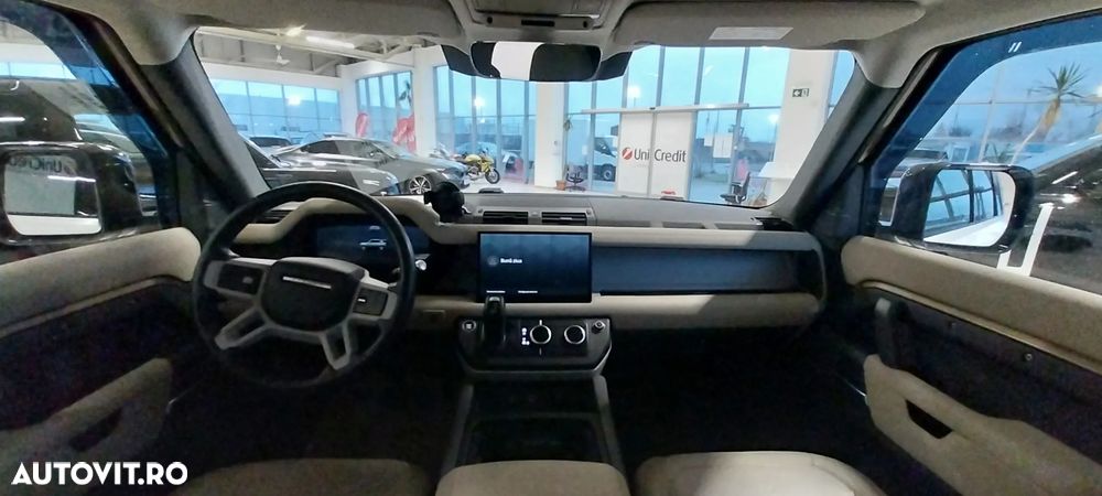 Land Rover Defender - 11