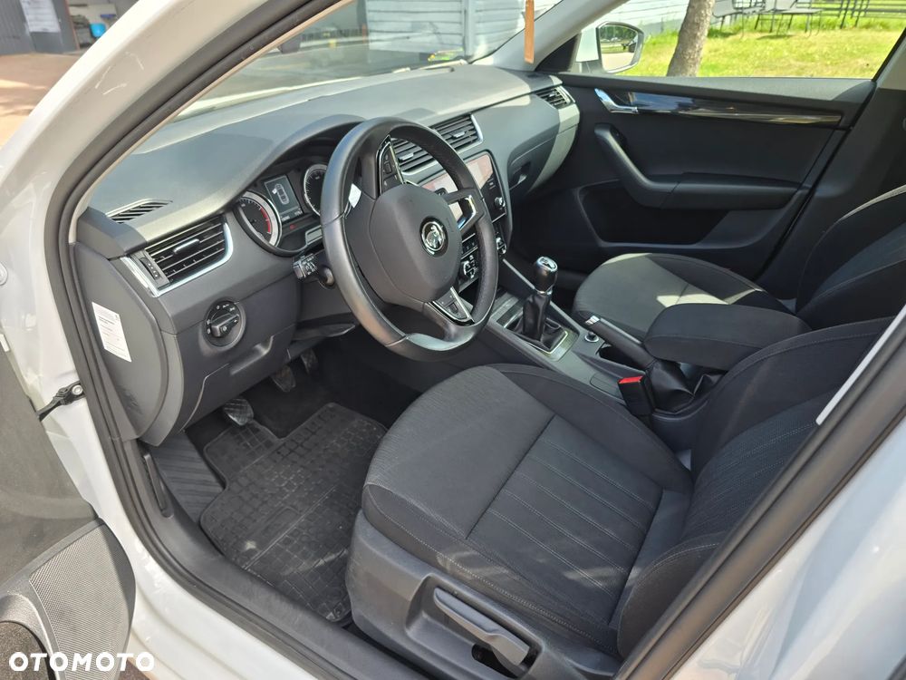 Skoda Octavia 1.5 TSI ACT Style - 13