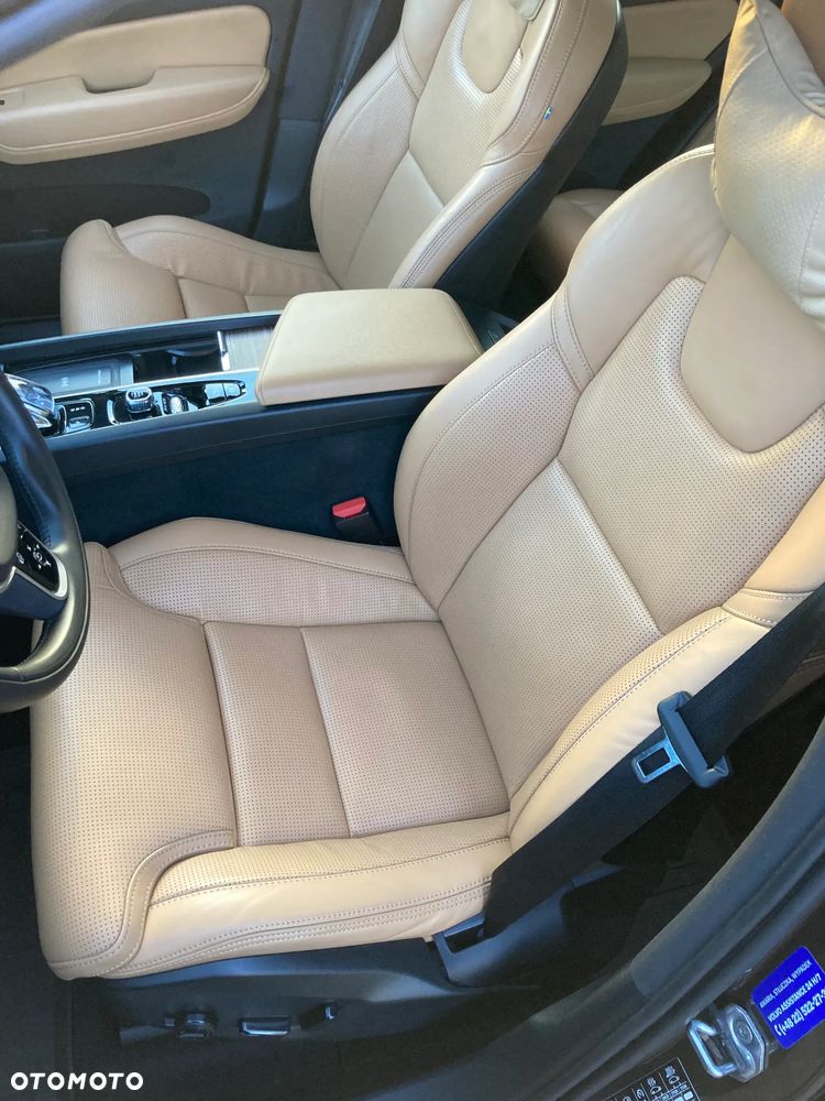 Volvo XC 60 B5 D AWD Inscription - 20