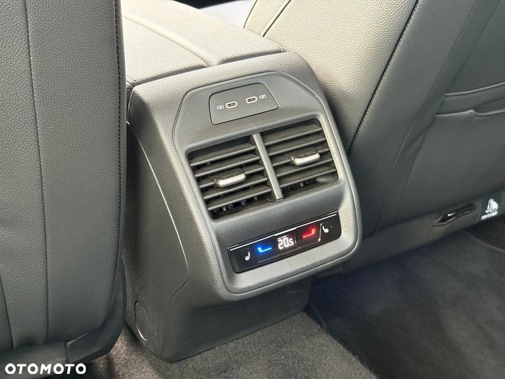 Skoda Superb 2.0 TSI 4x4 L&K DSG - 17