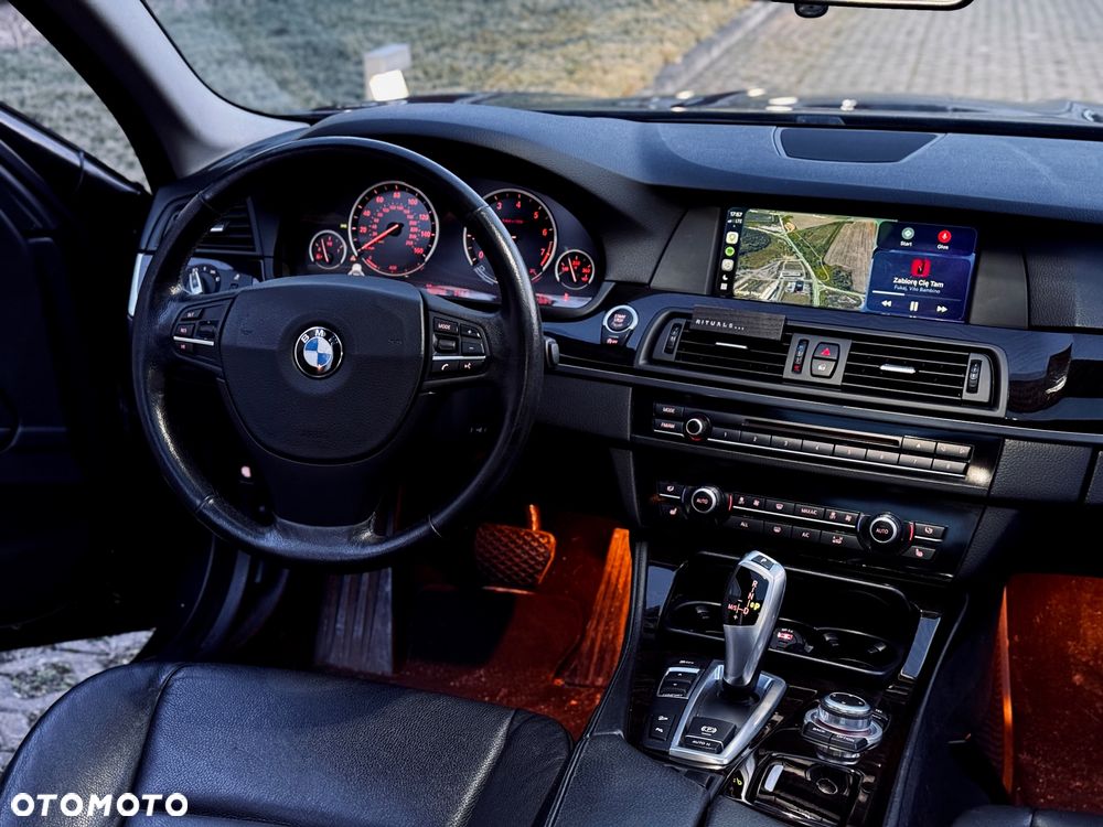 BMW Seria 5 535i xDrive - 14