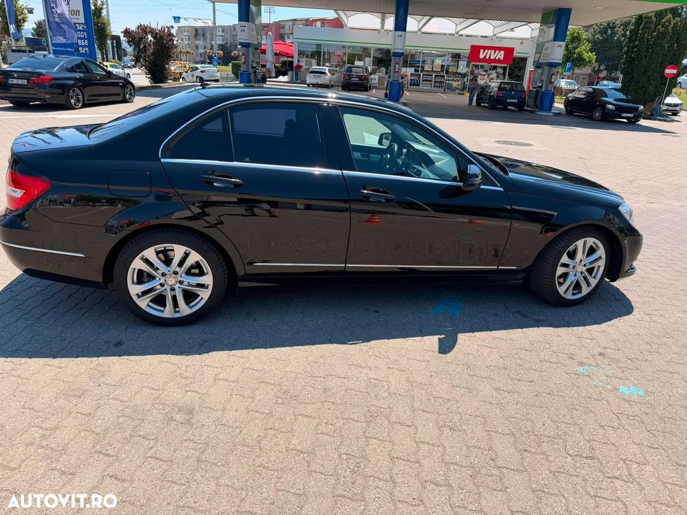 Mercedes-Benz C 220 CDI 7G-TRONIC Avantgarde Edition - 2
