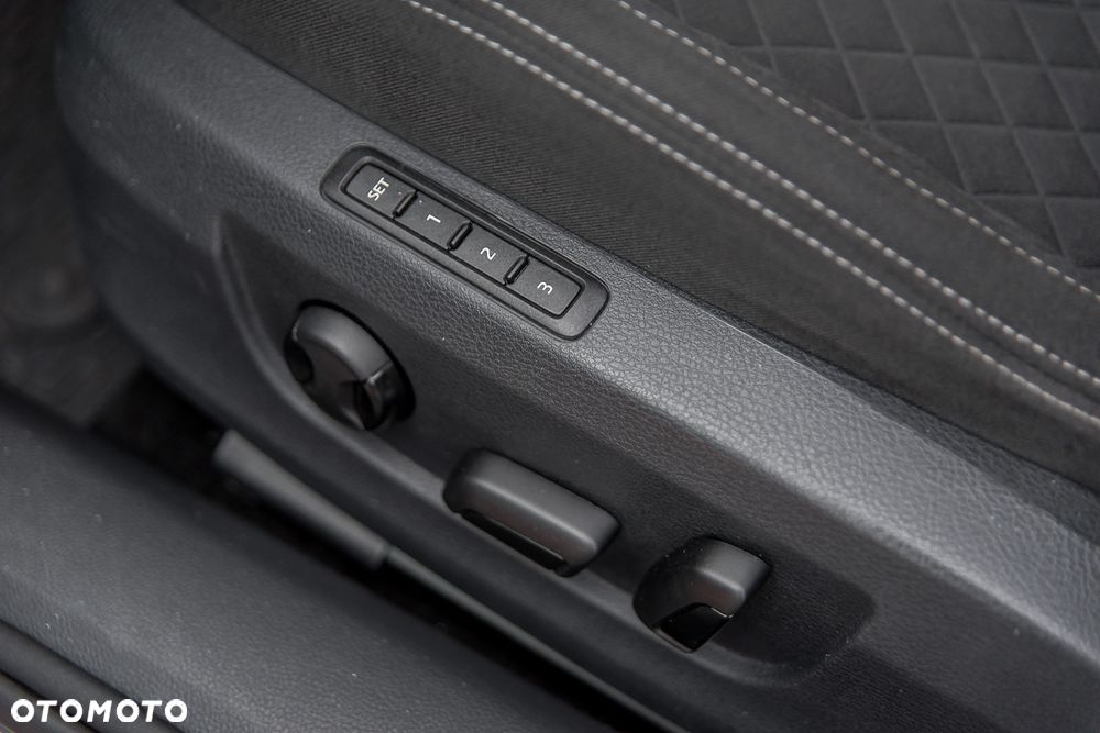 Skoda Superb 1.6 TDI Style - 24