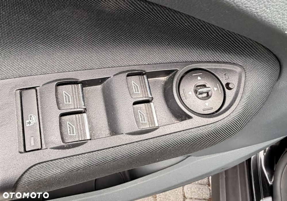 Ford Grand C-MAX 2.0 TDCi Titanium - 38