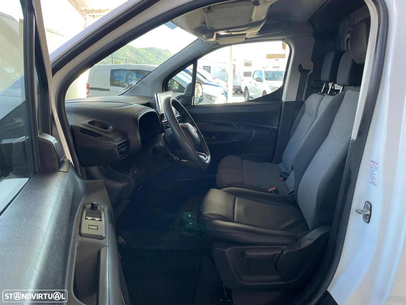 Citroën Berlingo 1.6 BlueHDI 3LUG c/IVA Dedutível - 9