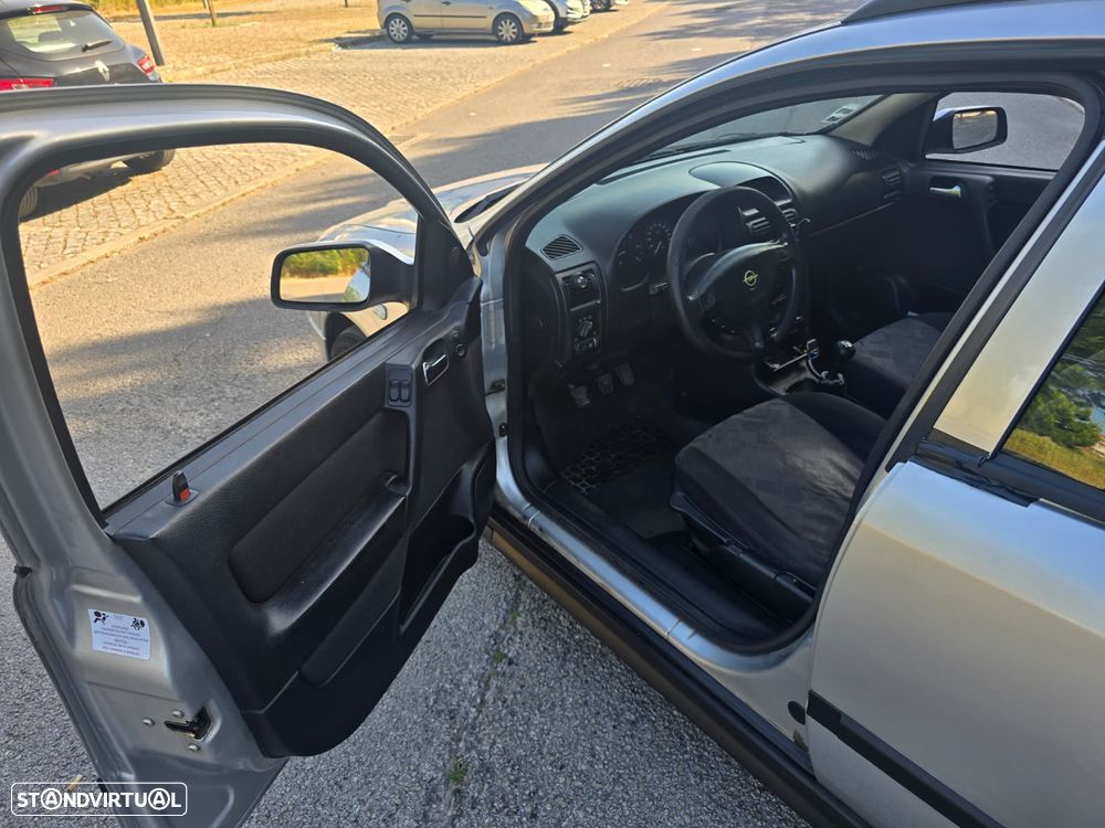 Opel Astra Caravan 2.0 DTi Club - 7