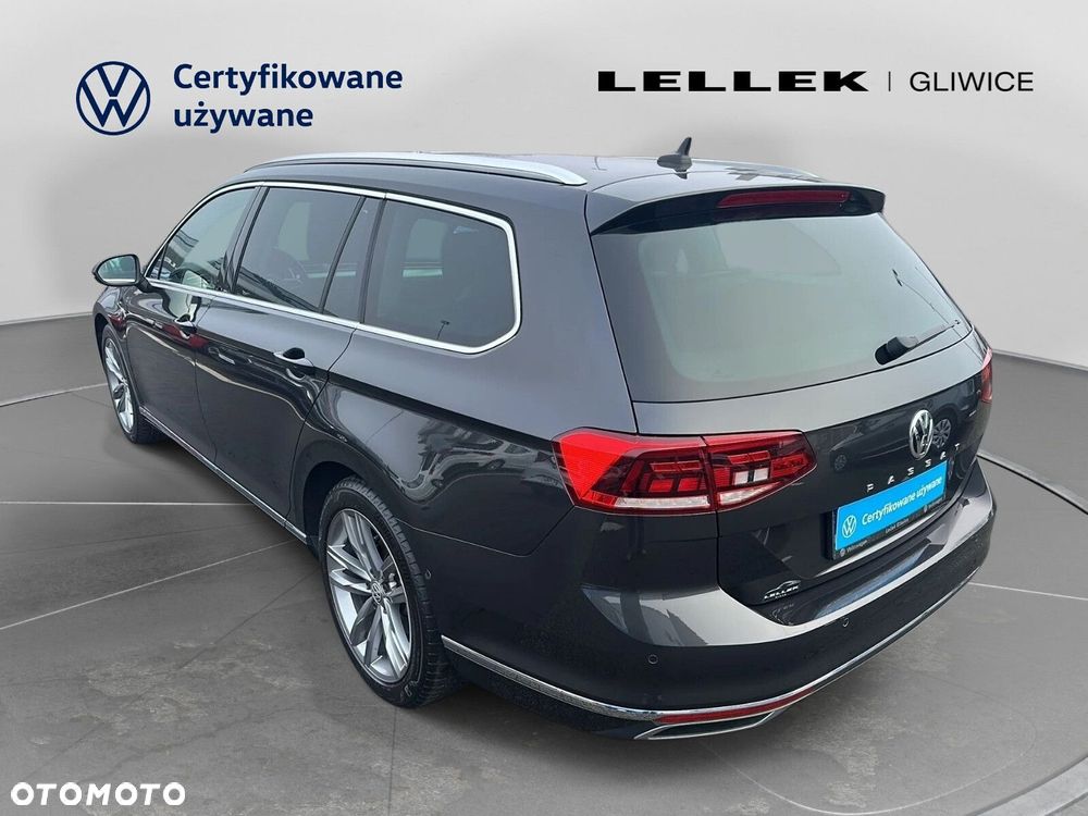 Volkswagen Passat - 6