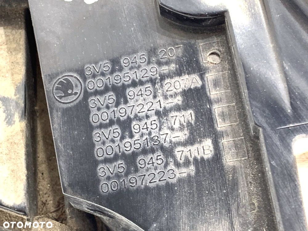 LAMPA LEWY TYŁ  SKODA SUPERB III (3V3) 2015 - 2022 2.0 TDI 110 kW [150 KM] olej napędowy 2015 - - 6