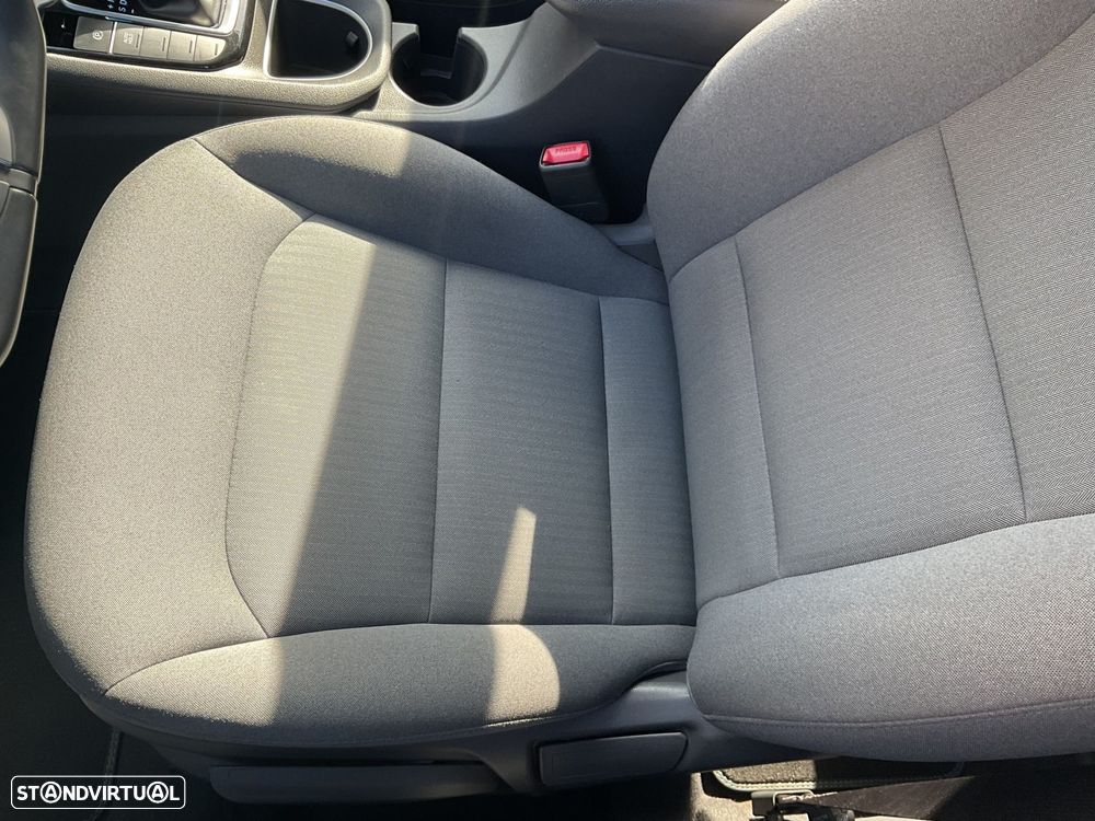 Hyundai Ioniq 1.6 GDI HEV - 22