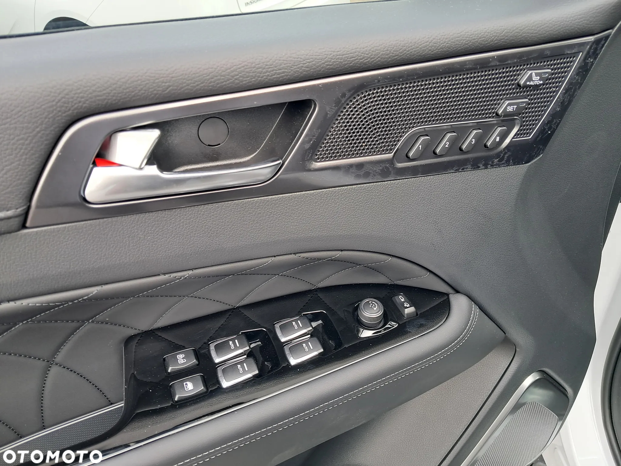 SsangYong/KGM Rexton 2.2 D Black Edition 4WD - 17
