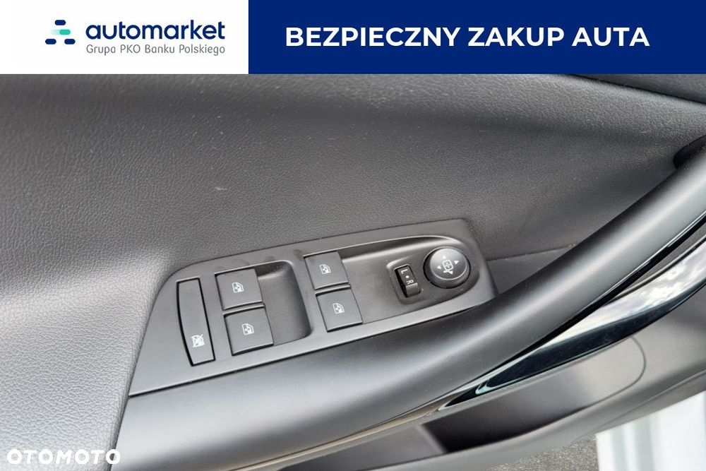 Opel Astra 1.2 T Elegance S&S - 11