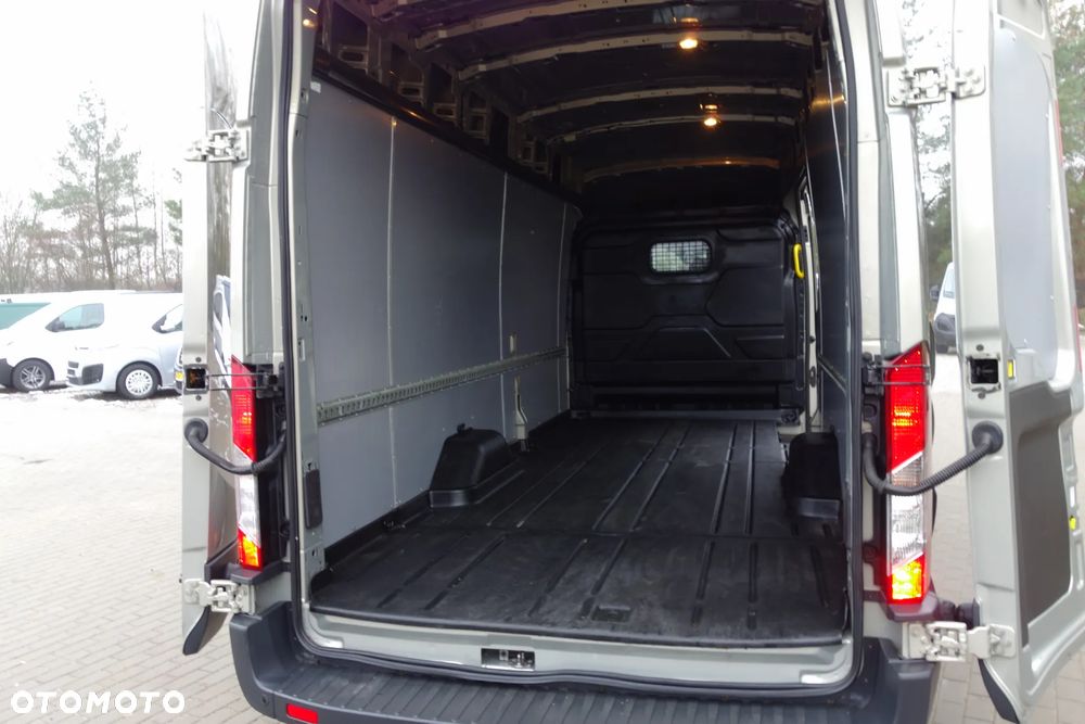 Ford Transit 2.2 Tdci 125 KM  L4H3 MAX  Klima Webasto Kamera - 9