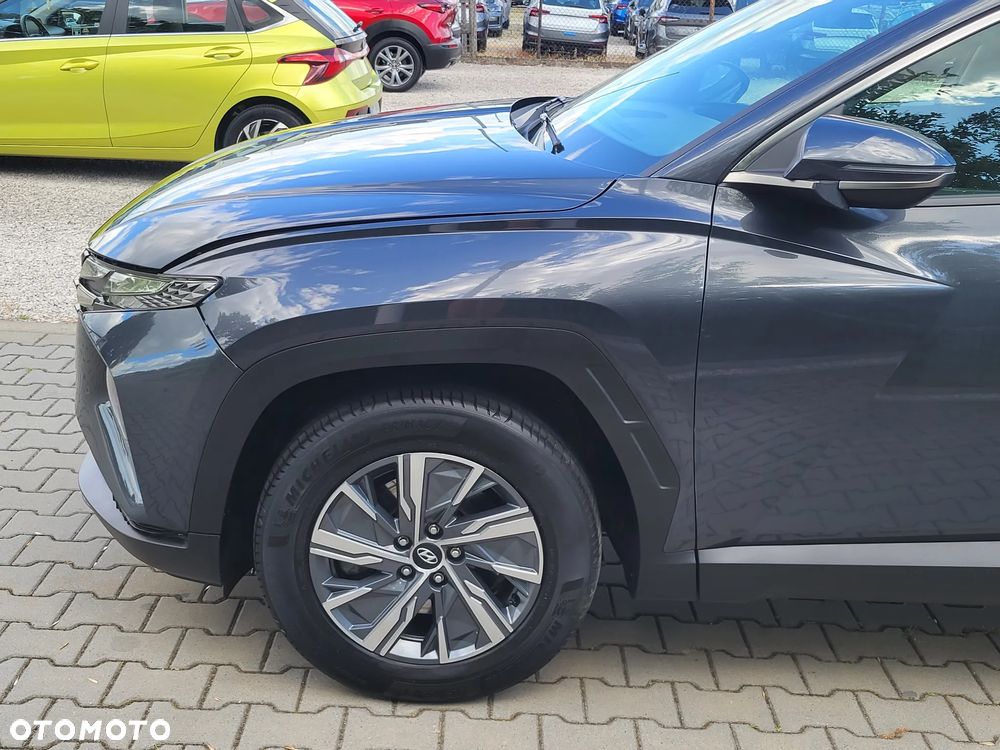 Hyundai Tucson 1.6 T-GDi HEV Executive 4WD - 33