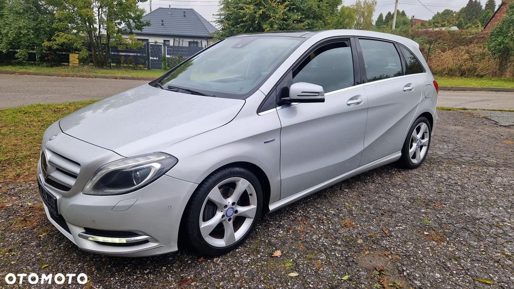 Mercedes-Benz Klasa B 200 CDI (BlueEFFICIENCY) - 1