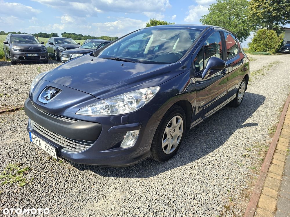 Peugeot 308 - 1