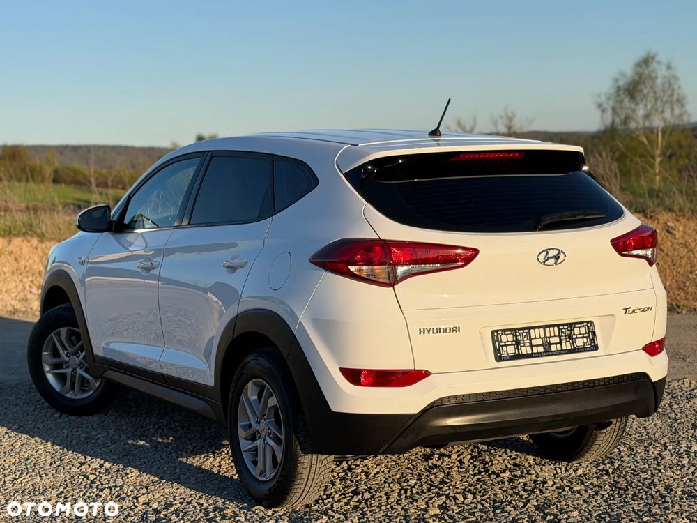 Hyundai Tucson 1.6 GDI BlueDrive Classic 2WD - 17