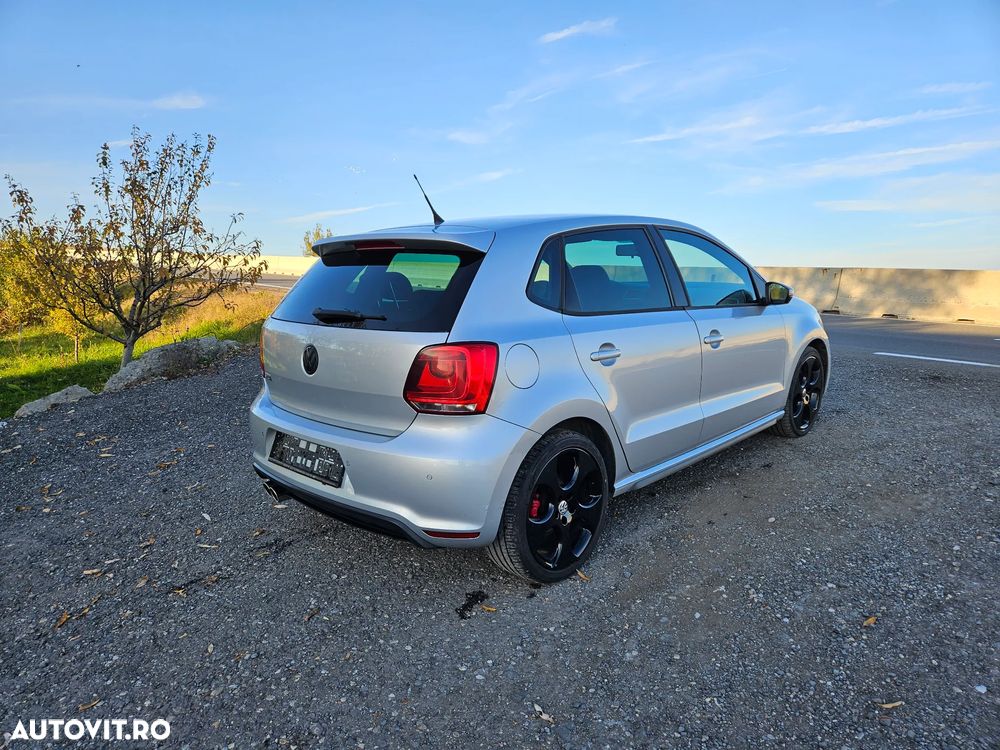 Volkswagen Polo 1.4 DSG GTI - 4