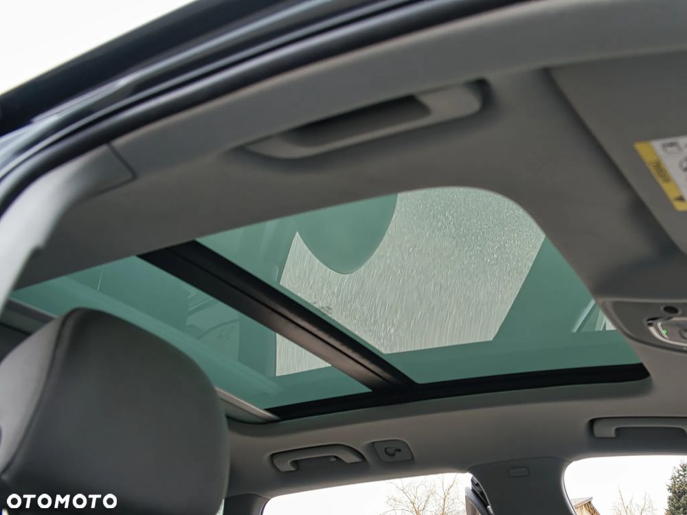 Audi A4 Avant 2.0 TDI Design S tronic - 24