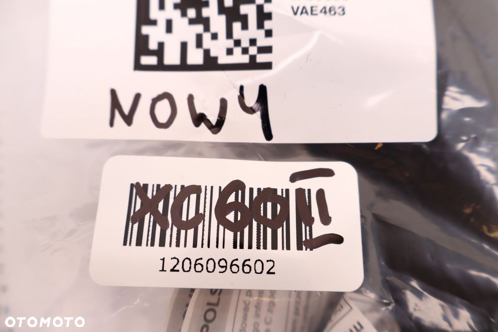 VOLVO XC60 II PRZEWÓD ŁADOWANIA ŁADOWARKA 32324600 - 8