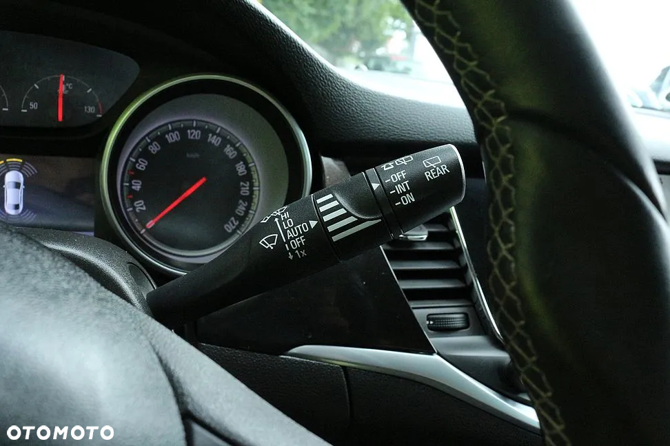 Opel Astra 1.4 Turbo Edition - 30