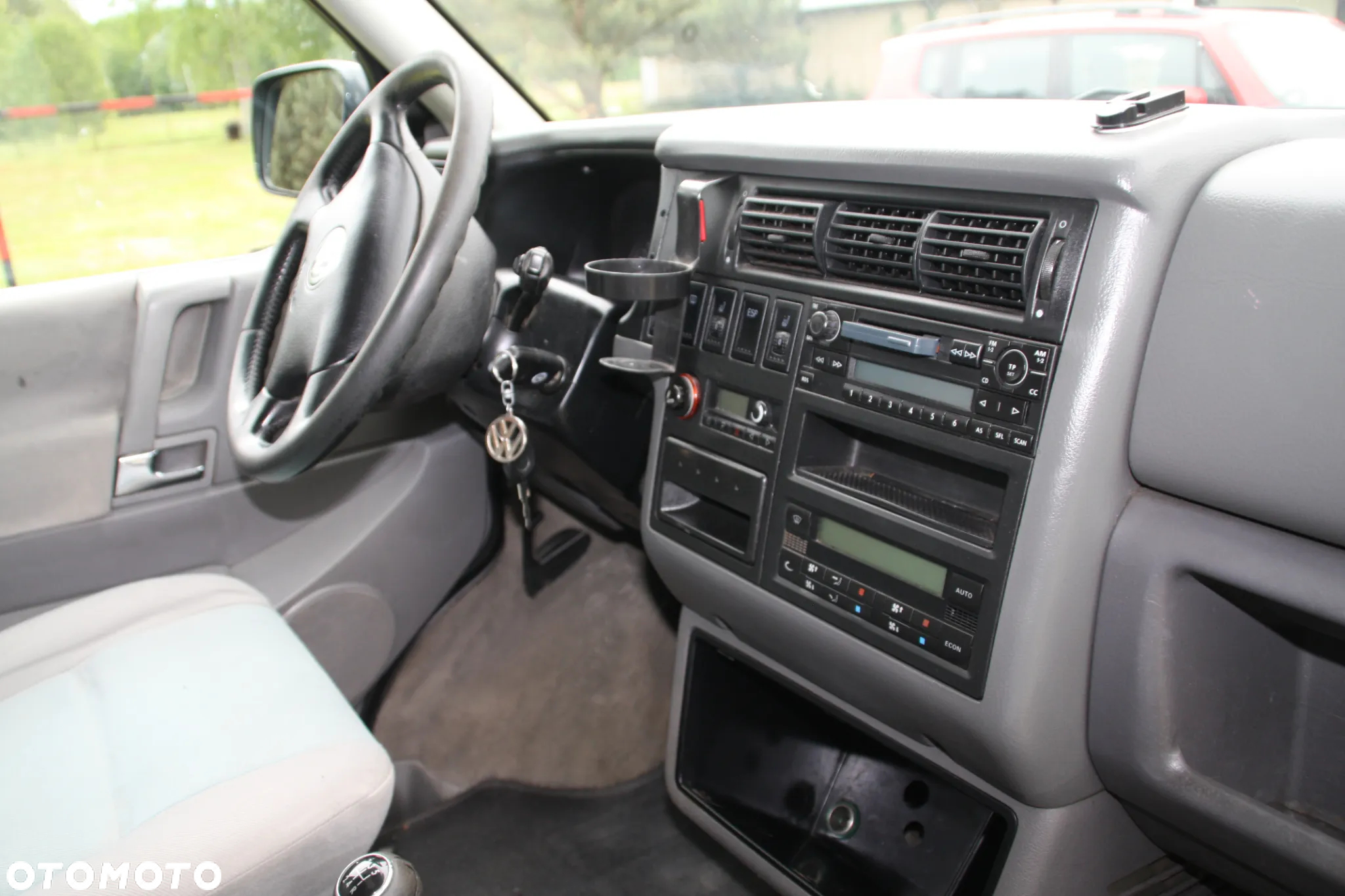 Volkswagen Multivan TDI - 13