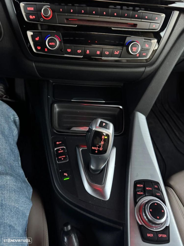 BMW 420 d xDrive Pack M Auto - 23