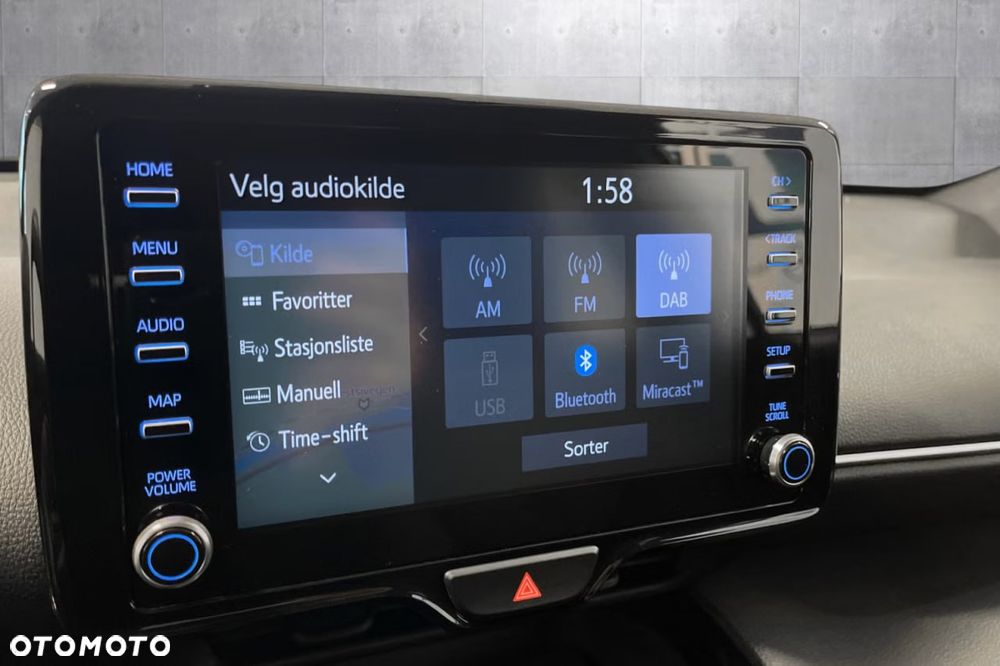 Toyota Yaris Cross Hybrid 1.5 Active - 30