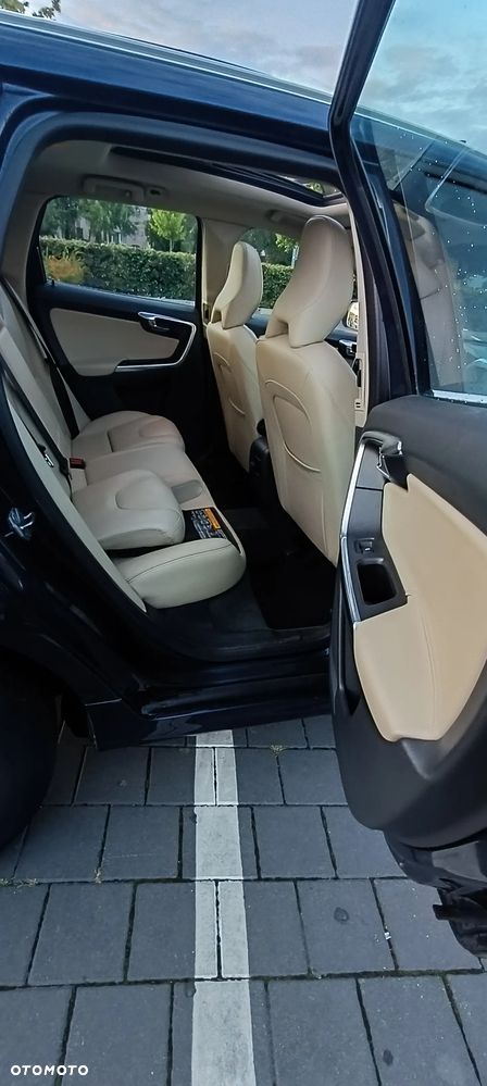 Volvo XC 60 D4 Drive-E Summum - 9