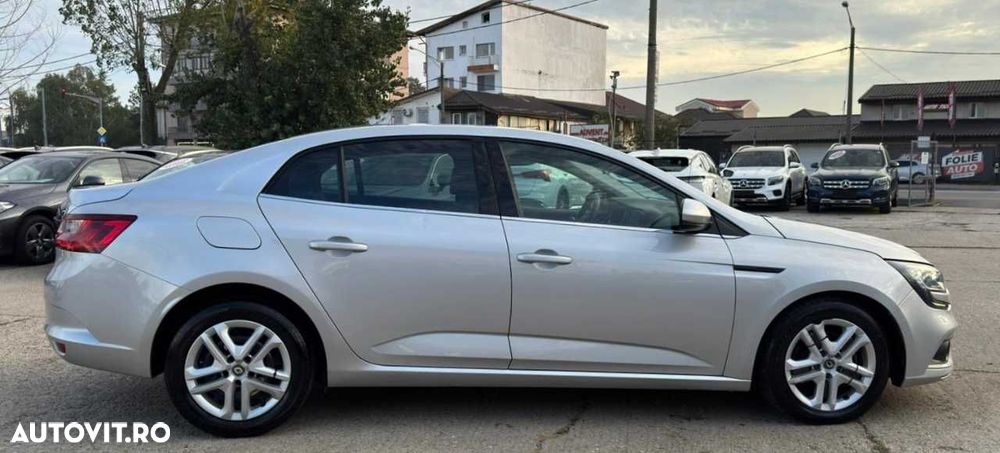 Renault Megane - 10