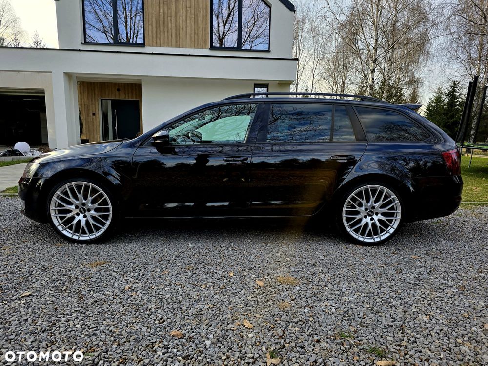 Skoda Octavia 2.0 TDI Ambition DSG - 1