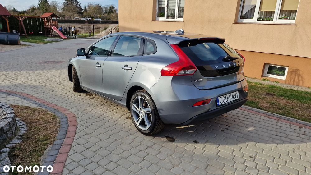 Volvo V40 D2 Geartronic Momentum - 5