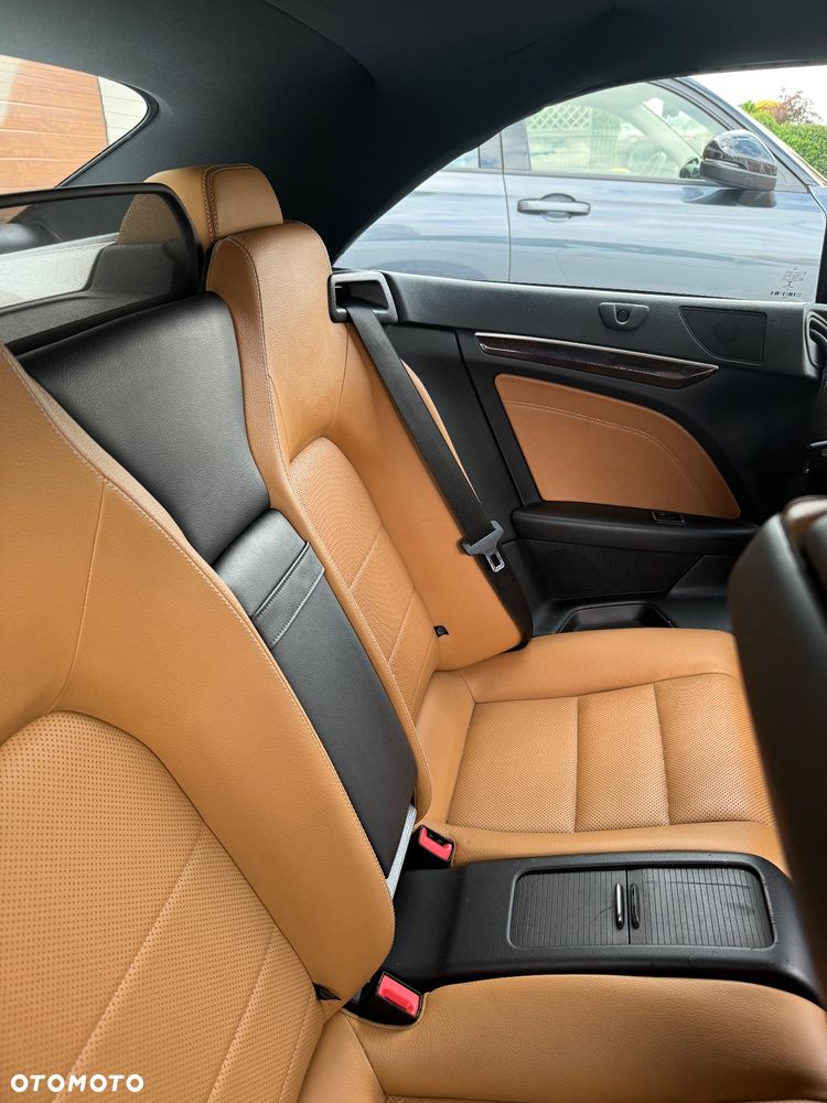 Mercedes-Benz Klasa E 400 Cabrio 7G-TRONIC - 12