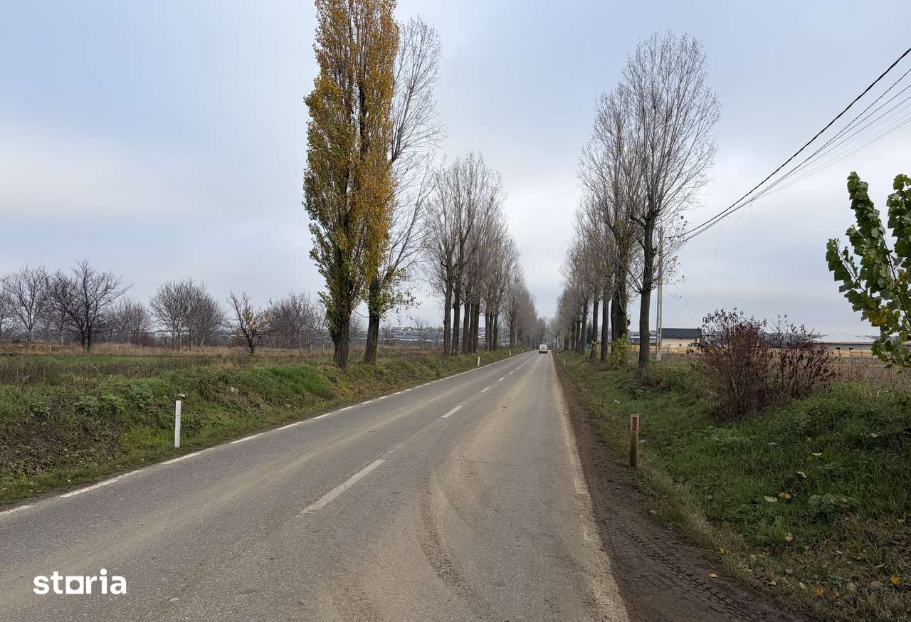 27.000e Teren intravilan Miroslava-Vorovesti 682 mp utilitati case noi - Imagine principală: 2/9