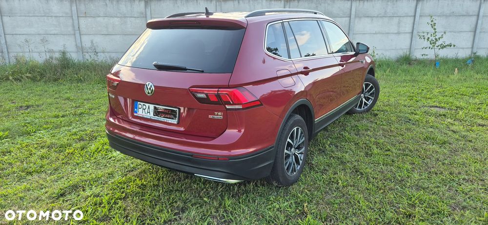 Volkswagen Tiguan Allspace 2.0 TSI 4Motion DSG Highline - 4