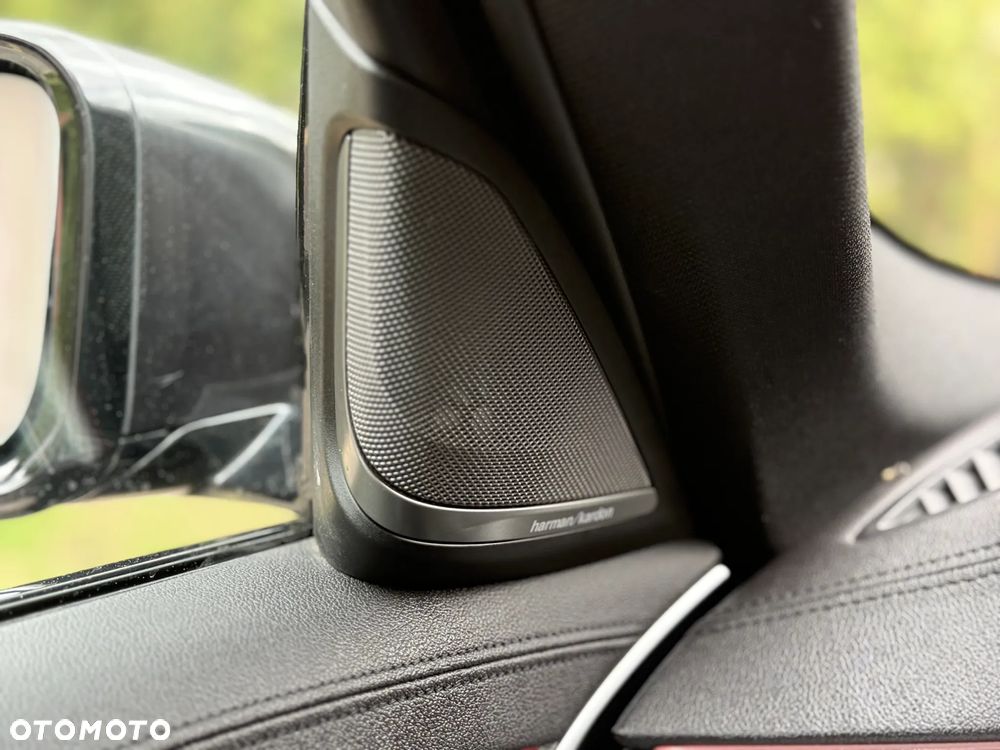 BMW Seria 5 530i xDrive M Sport Edition - 18