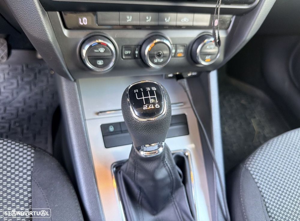 Skoda Octavia 1.6 TDI Greenline - 12