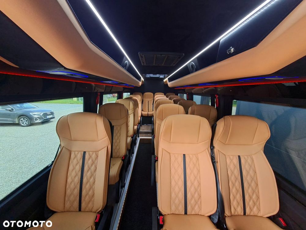 Mercedes-Benz Sprinter 519  rocznik 2026 - 14