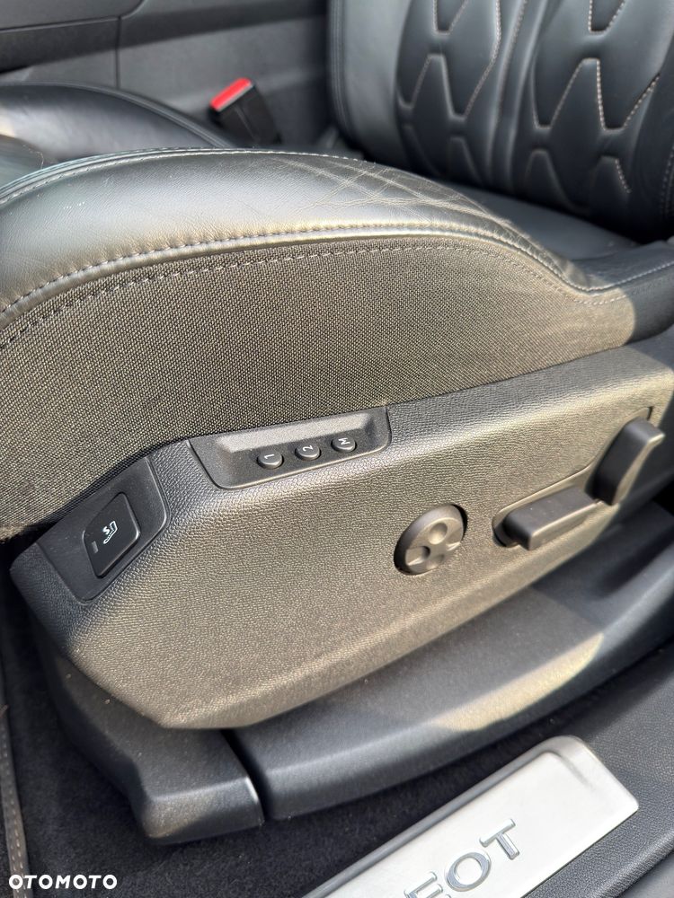 Peugeot 5008 THP 165 EAT6 Allure - 12