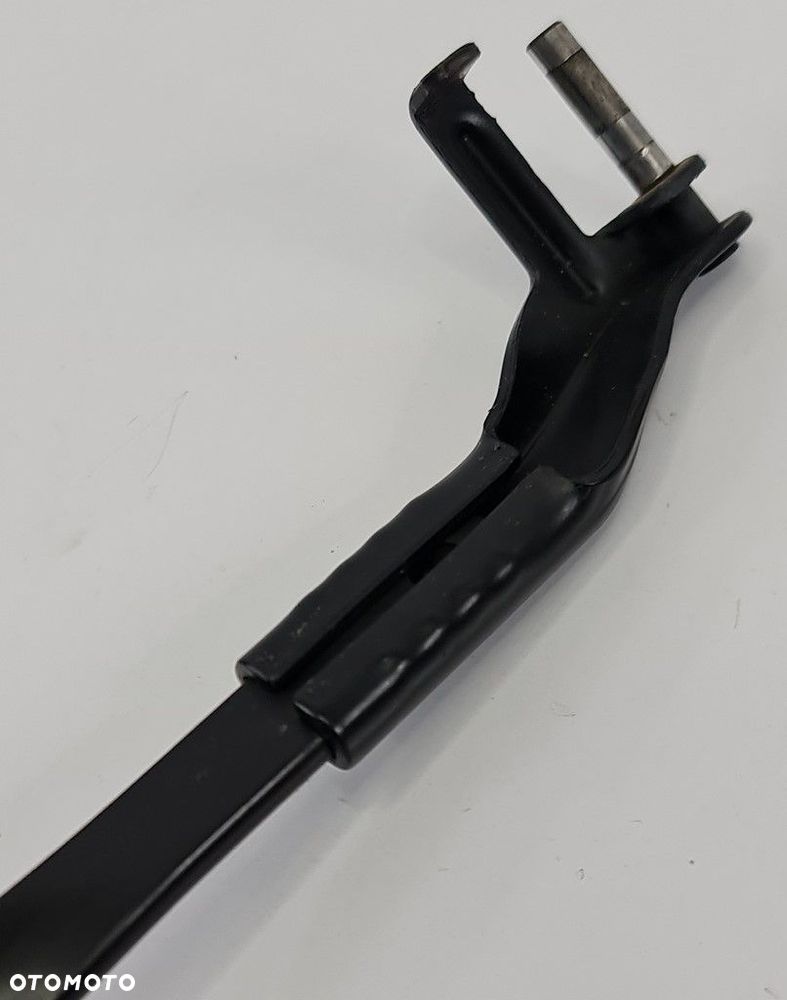 RAMIE WYCIERACZKI LEWE MERCEDES W212 EUROPA - 2