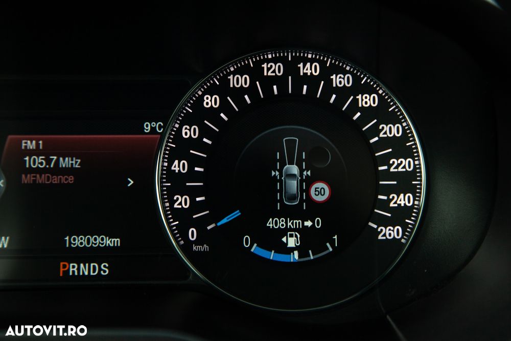 Ford Edge 2.0 TDCi Bi-Turbo 4x4 ST-LINE - 25