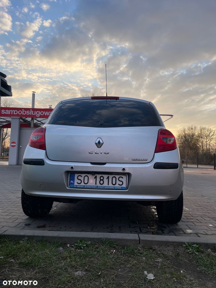 Renault Clio 1.6 16V Extreme - 6