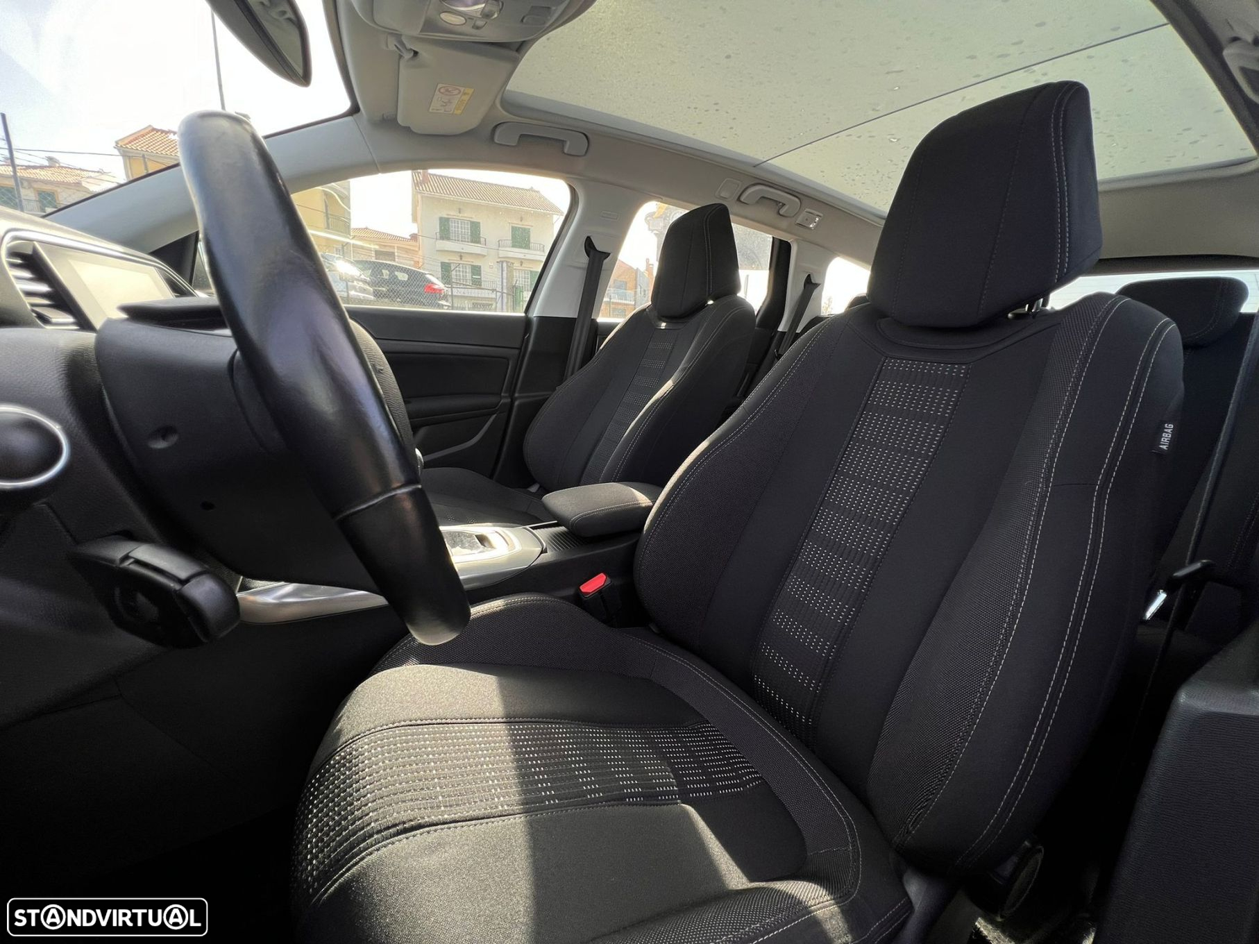 Peugeot 308 SW - 13