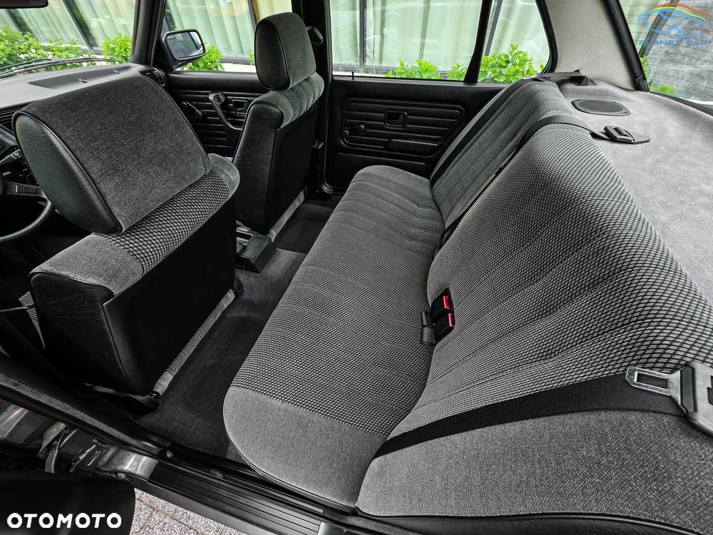 BMW Seria 3 - 16