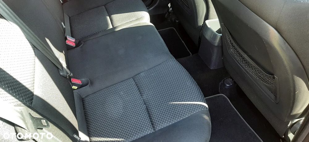 Hyundai i30 1.4 Edition 20 - 32